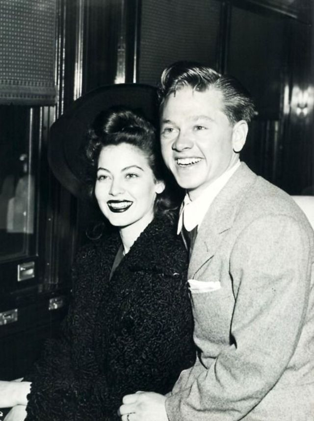 32 Vintage Photos Of Mickey Rooney And Ava Gardner During Their Short 32 Vintage Photos Of Mickey Rooney And Ava Gardner During Their Short