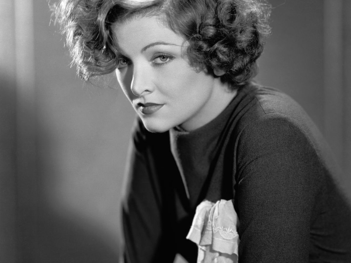 Myrna Loy: Beautiful Photographs of a Beautiful Actress During the 1930s &&nbsp;1940s